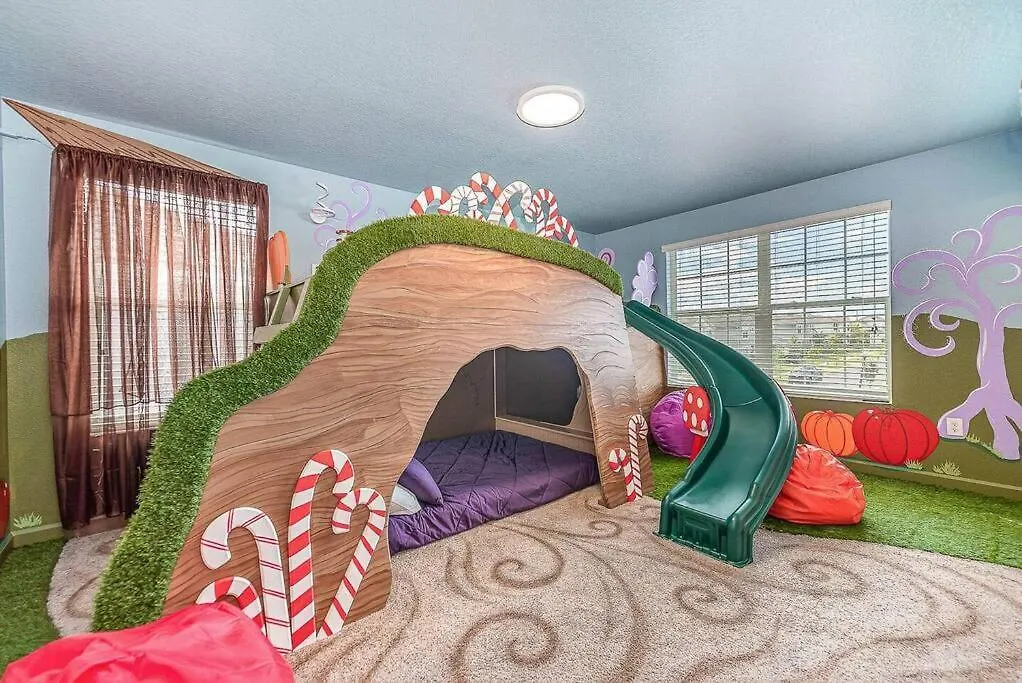 Willy Wonka'S Villa Within Minutes Of Disney Davenport