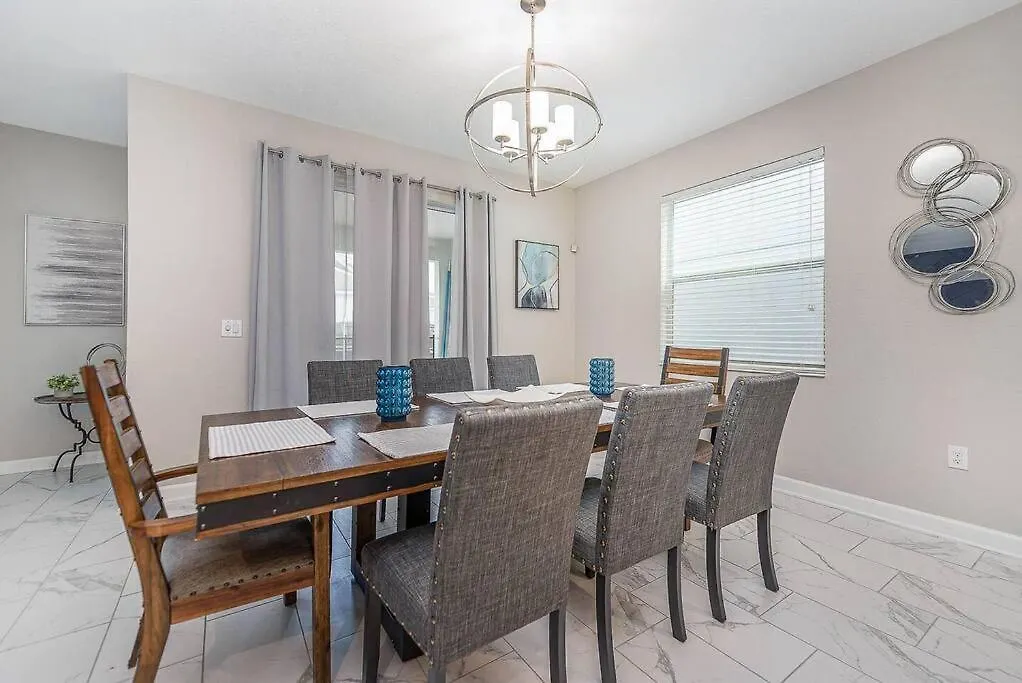 Willy Wonka'S Villa Within Minutes Of Disney Davenport